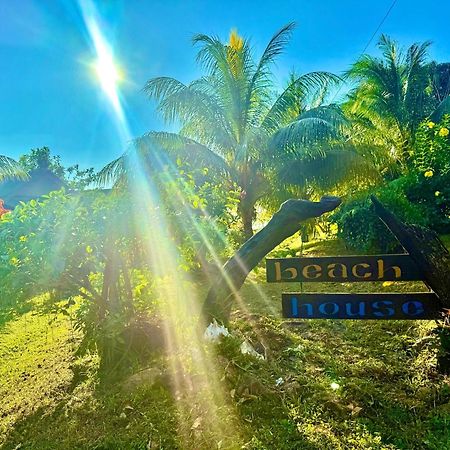 Beach House Kampung Genting Εξωτερικό φωτογραφία