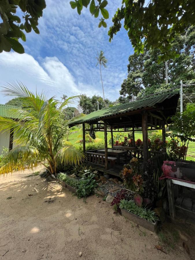 Beach House Kampung Genting Εξωτερικό φωτογραφία