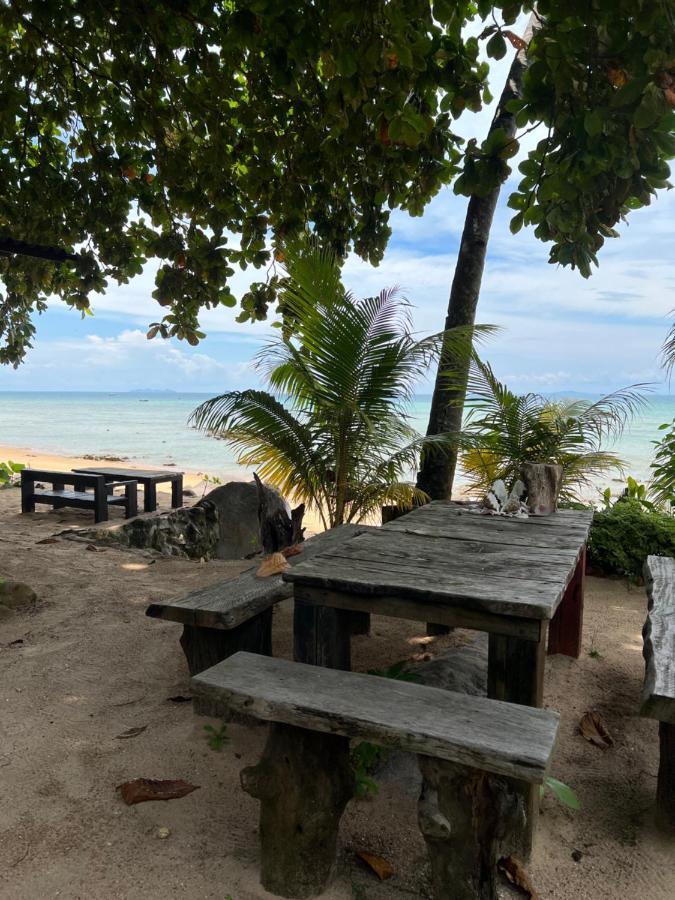 Beach House Kampung Genting Εξωτερικό φωτογραφία