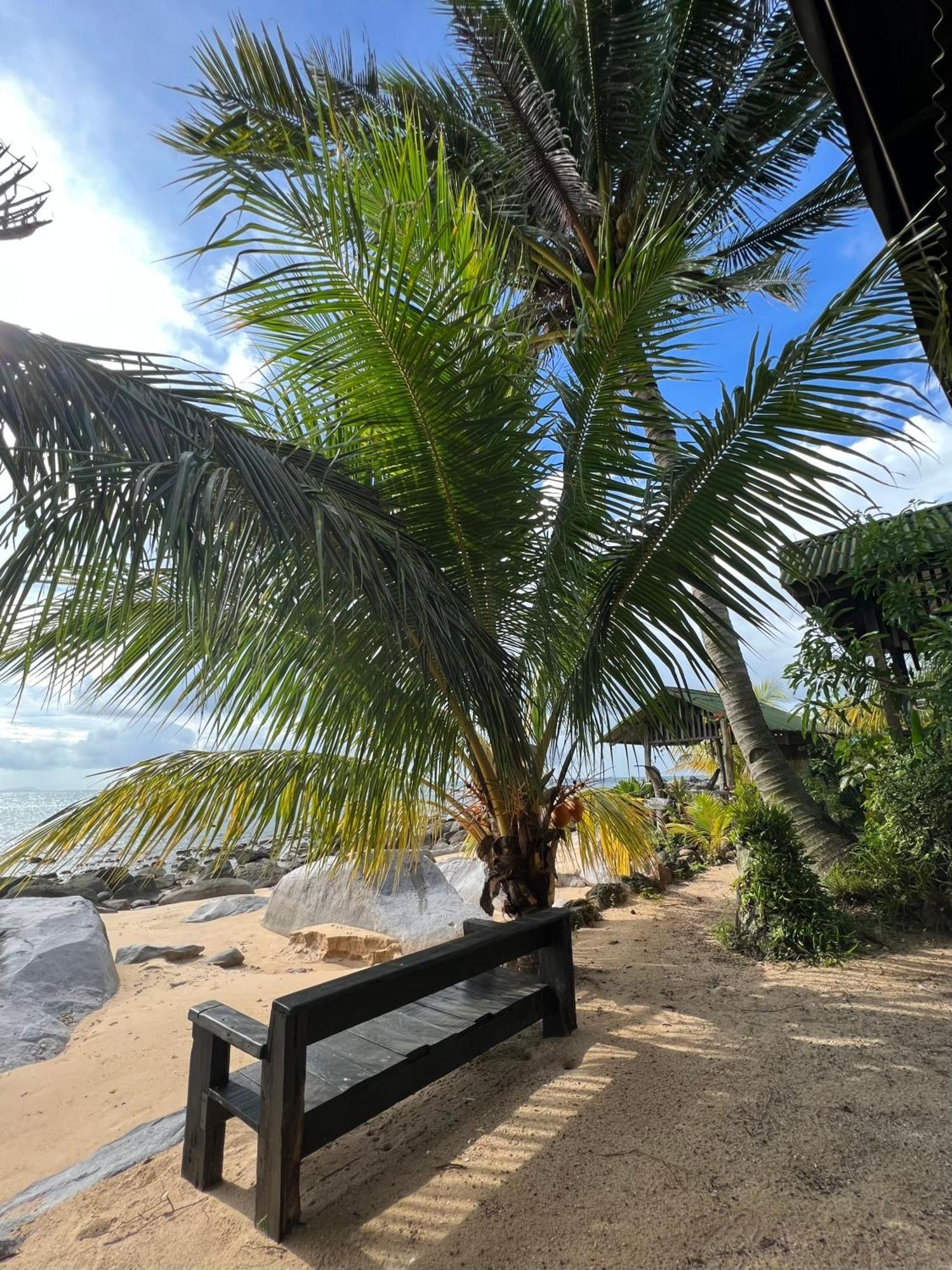 Beach House Kampung Genting Εξωτερικό φωτογραφία