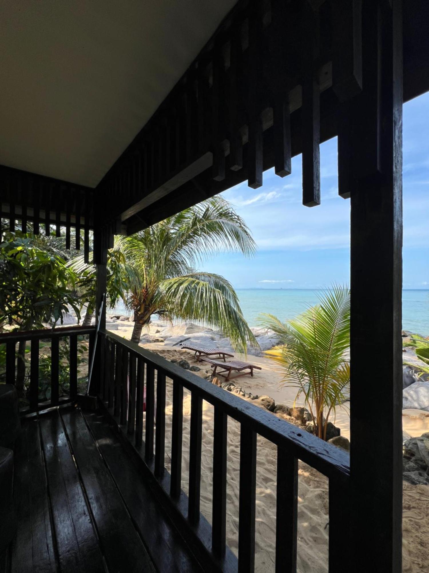 Beach House Kampung Genting Εξωτερικό φωτογραφία