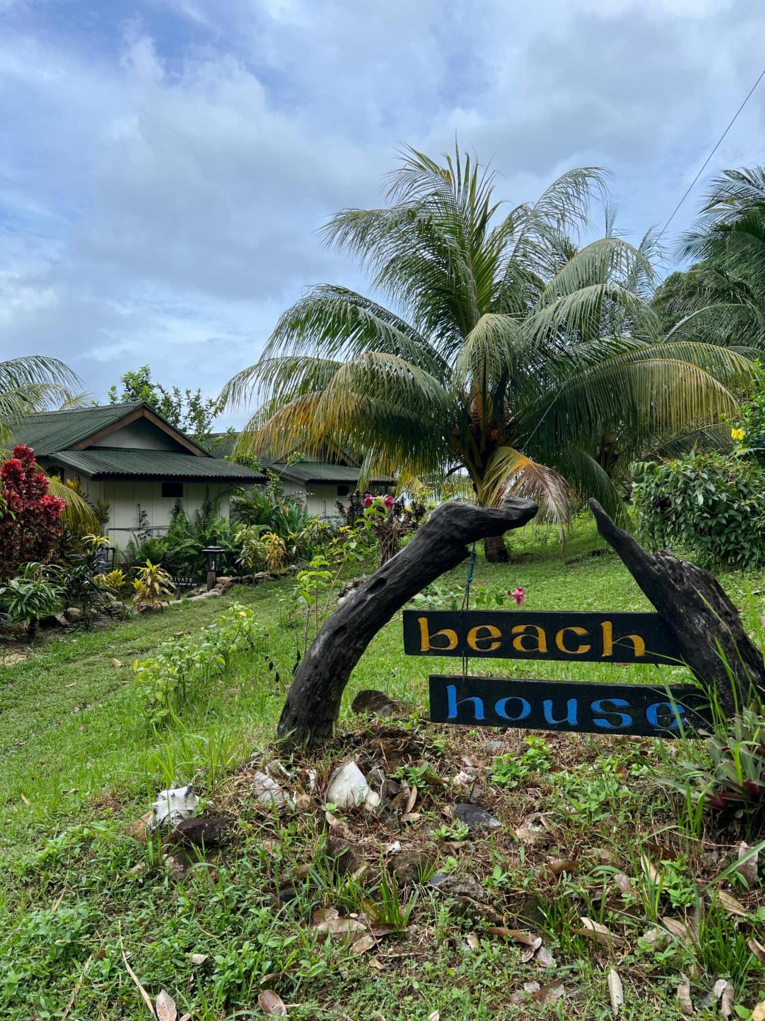 Beach House Kampung Genting Εξωτερικό φωτογραφία